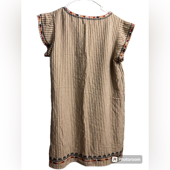 Embroidered striped shift dress tunic length tan casual THML size Large casual - Picture 2 of 10